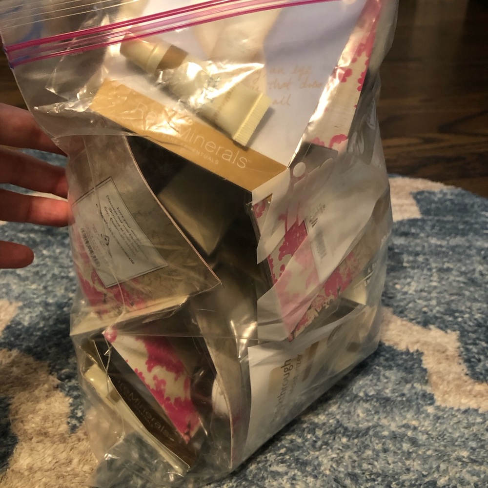 NEW bareminerals 4 different moisturizer sample set ENTIRE GALLON BAG